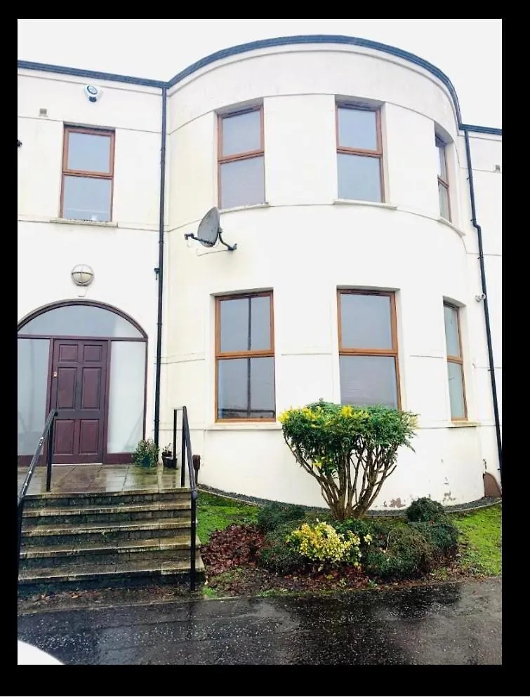 Nitb Certified Super 3 Bed 2 Bath Duplex Apartment Carnmoney 0*,  United Kingdom