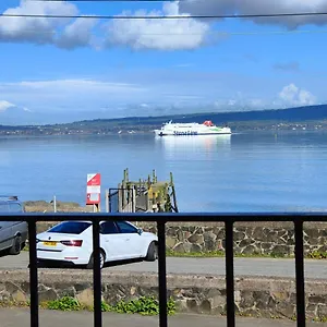 Apartment Holywood Sea Renity